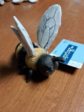 Bee The Spring Shop Yellow and Black Bee Figurine with White Wings